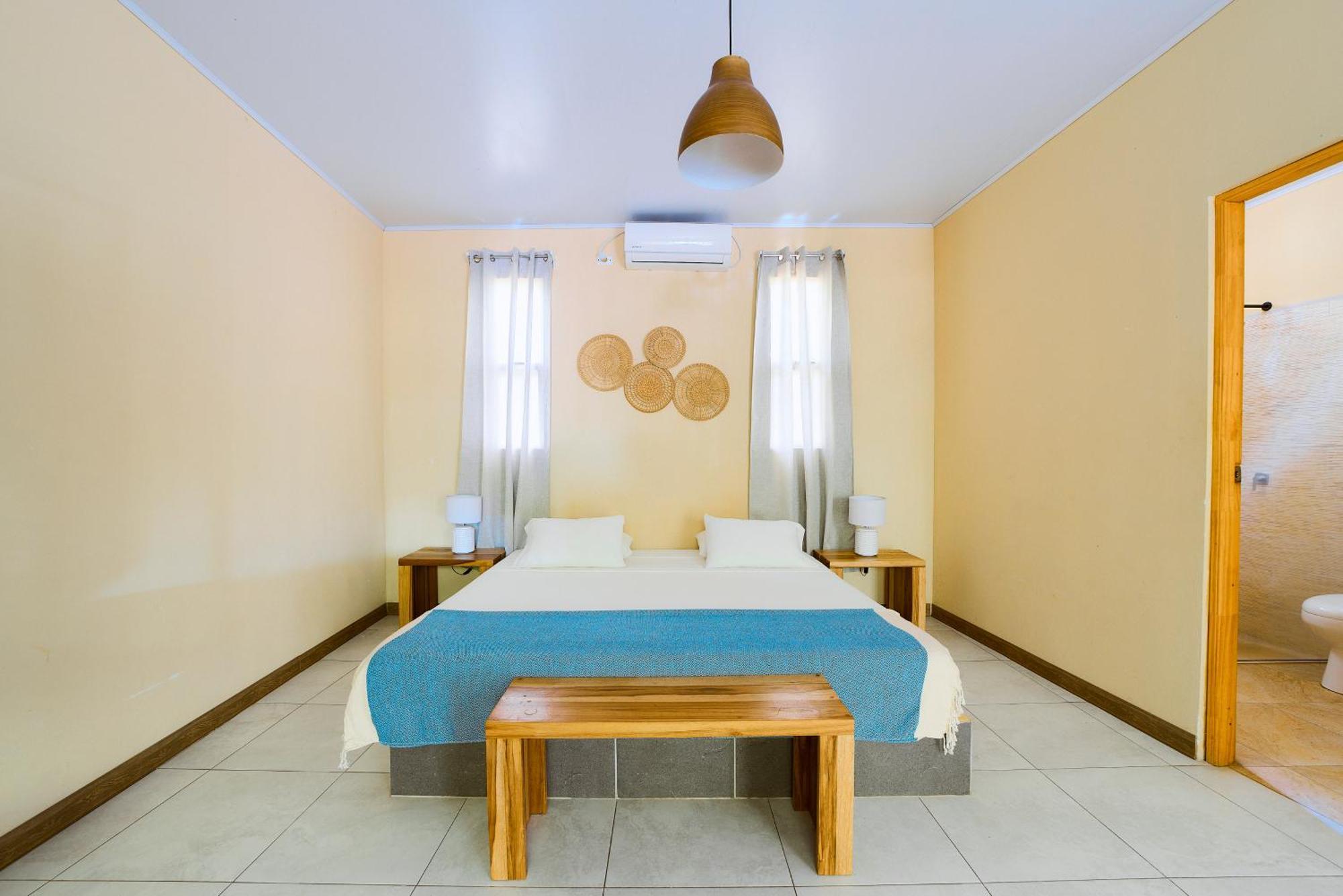 La Tica Y La Gata Hotel Puerto Viejo de Talamanca Екстериор снимка