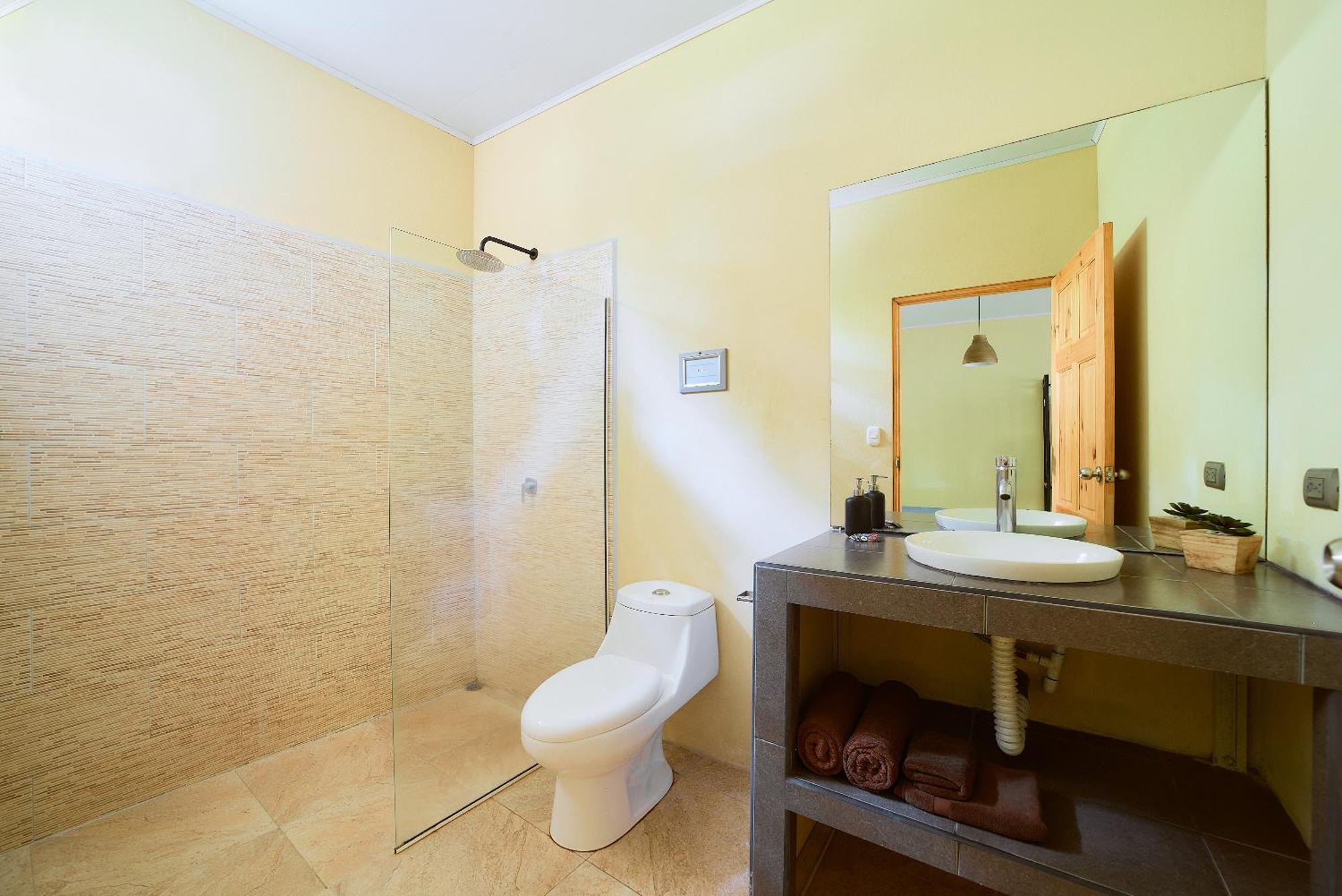 La Tica Y La Gata Hotel Puerto Viejo de Talamanca Екстериор снимка